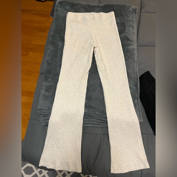 H&M Soft Flare Pants - Picture 4 of 5